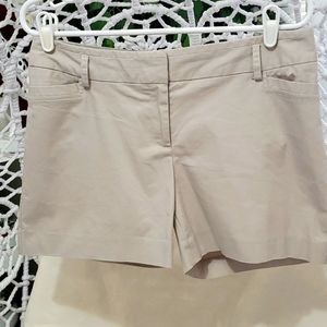 Laundry by Shelli Segal Khaki shorts Sz. 8